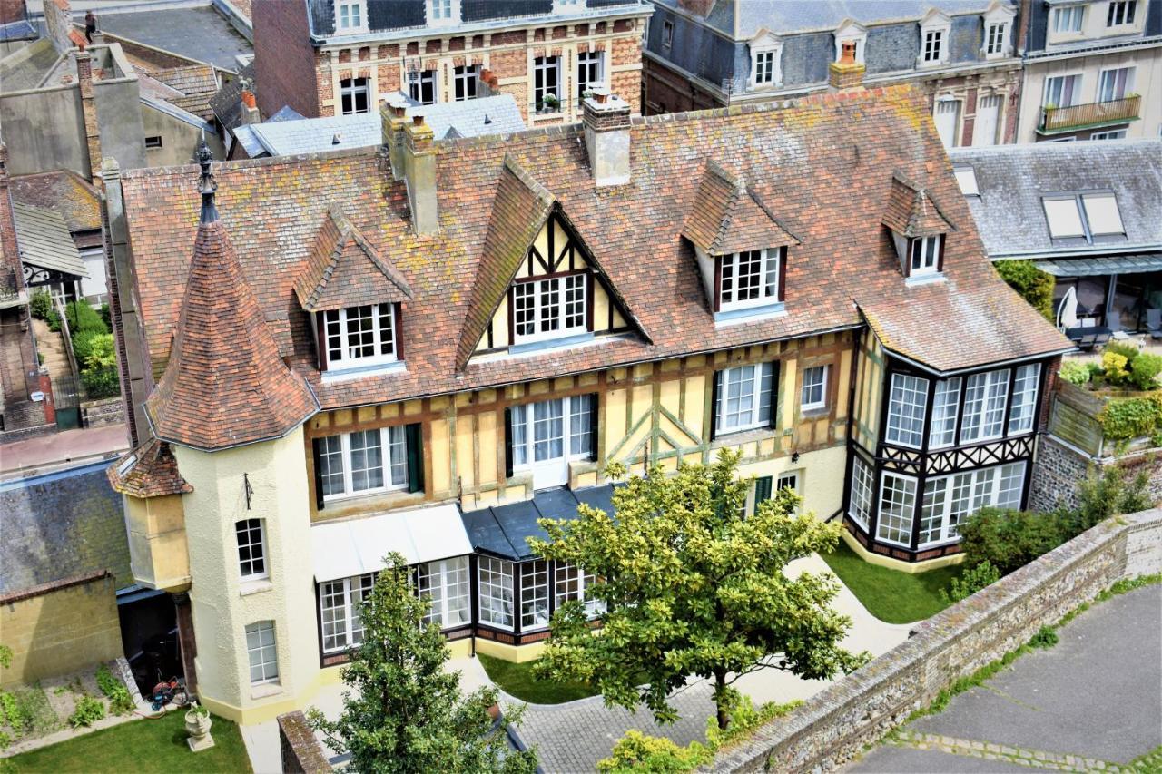 دْييب Villa Castel Chambres D'Hotes B&B المظهر الخارجي الصورة