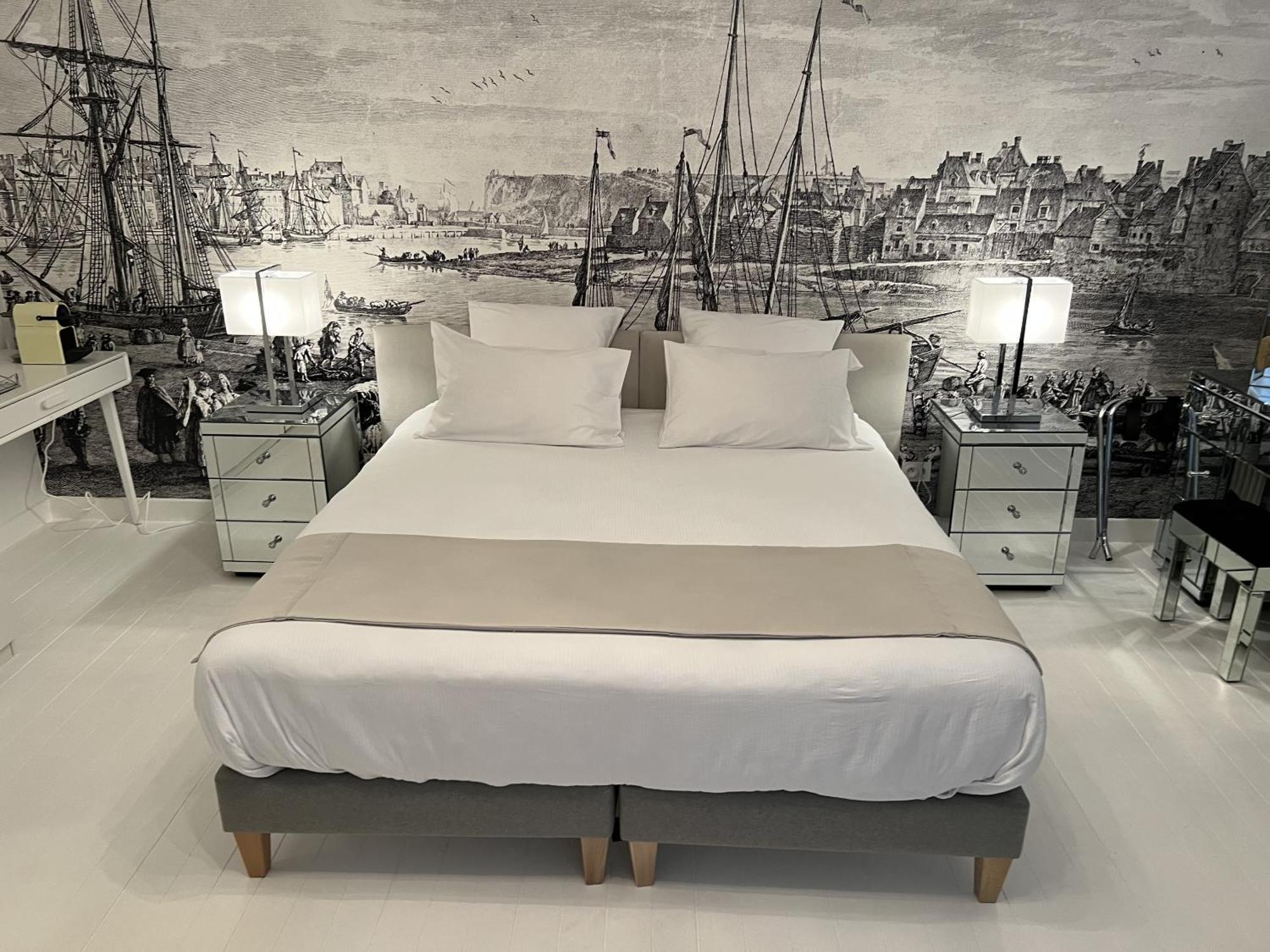 دْييب Villa Castel Chambres D'Hotes B&B الغرفة الصورة