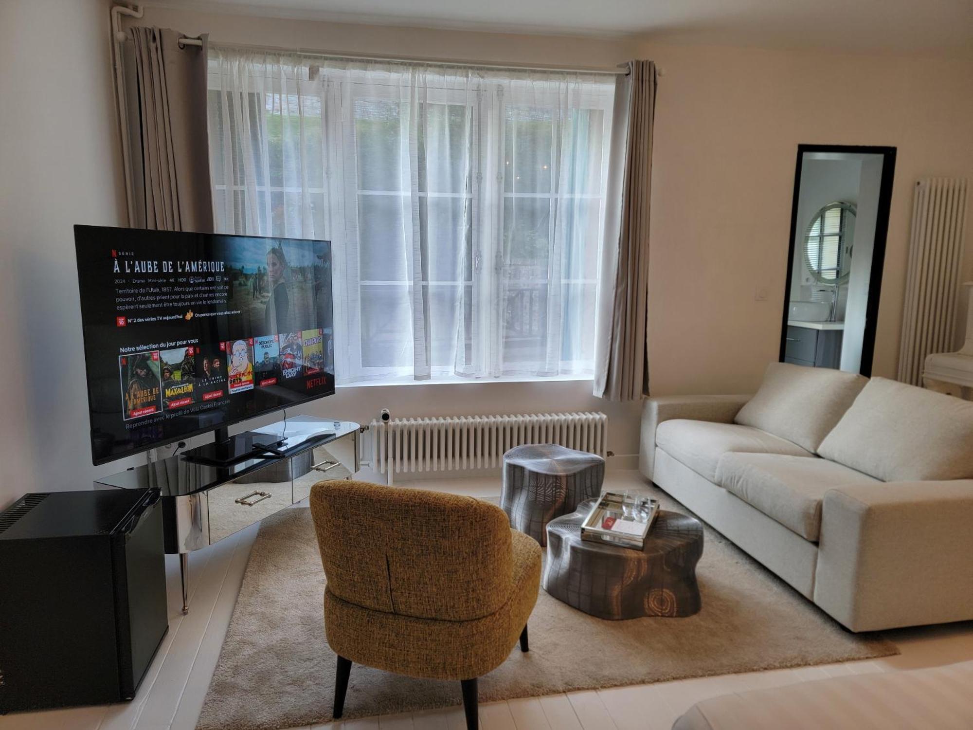 دْييب Villa Castel Chambres D'Hotes B&B الغرفة الصورة